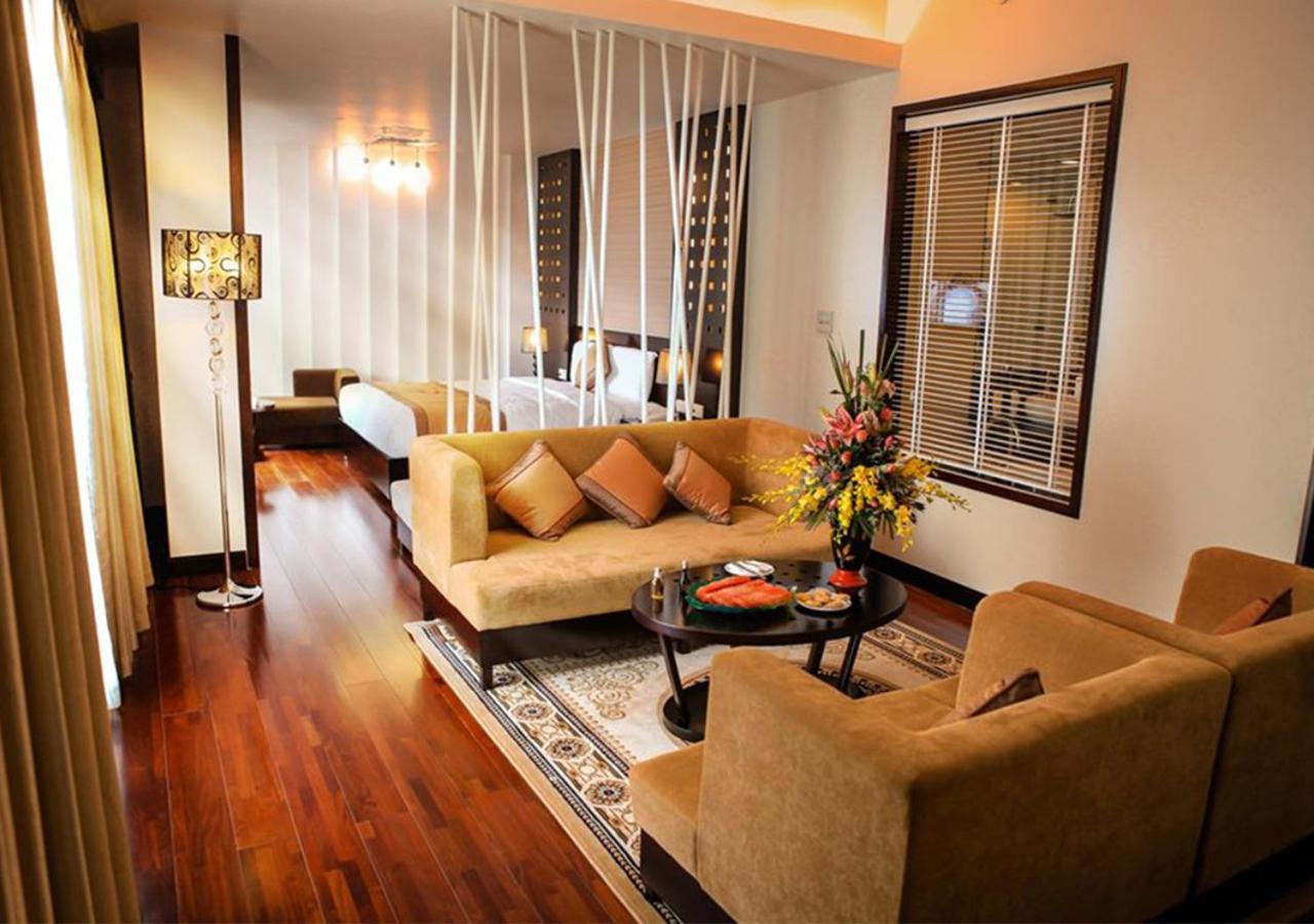 Halong Palace Hotel Ha Long Exterior photo