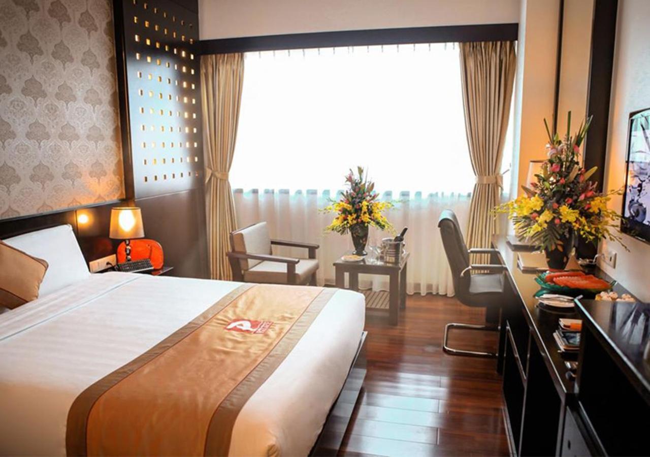 Halong Palace Hotel Ha Long Exterior photo