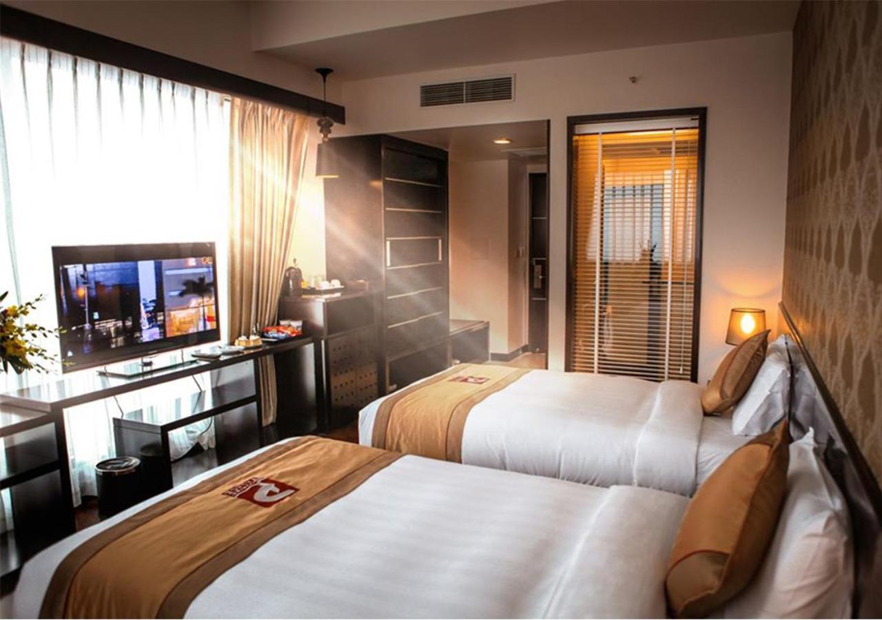Halong Palace Hotel Ha Long Exterior photo