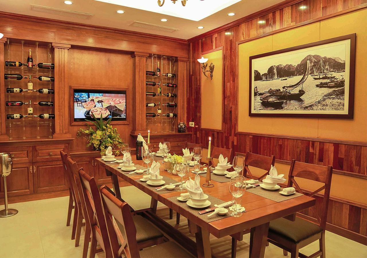 Halong Palace Hotel Ha Long Exterior photo